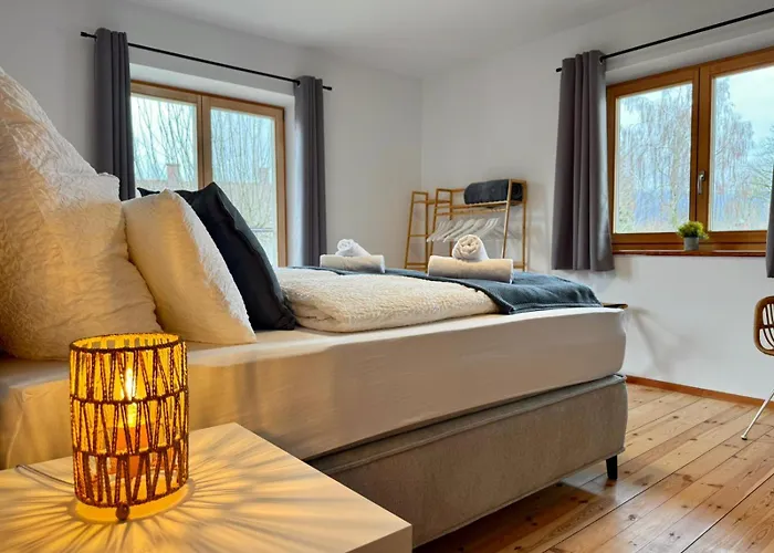 Appartement Am Chiemsee Ruhig Und Modern Fuer 4 Personen *